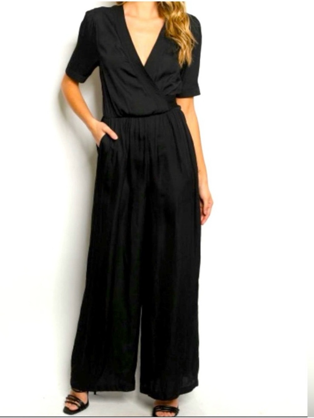 Naked Zebra Jumpsuit Size Large Black Satin Style Short Sleeve V-Neck Pockets